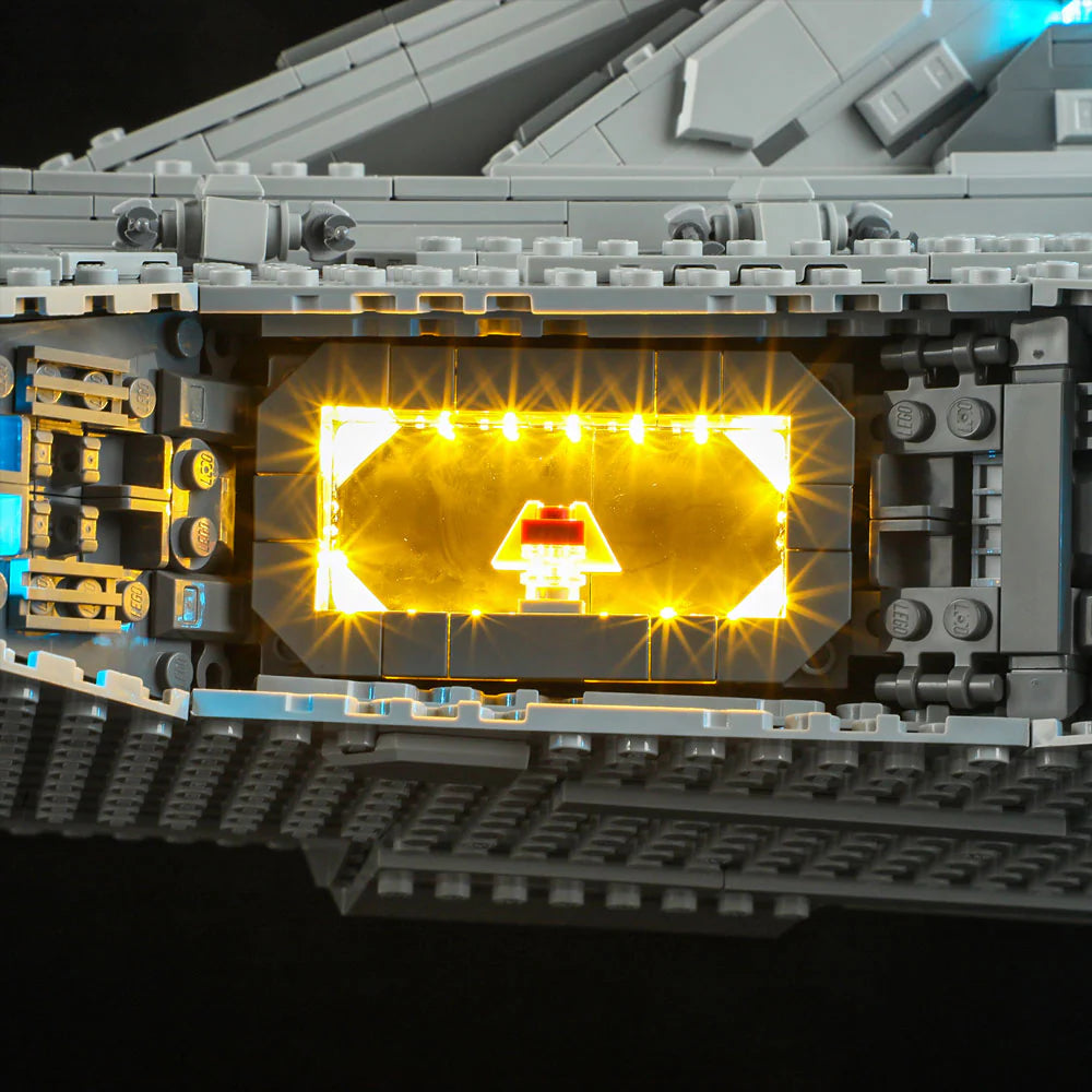 UCS Vena Light Kit